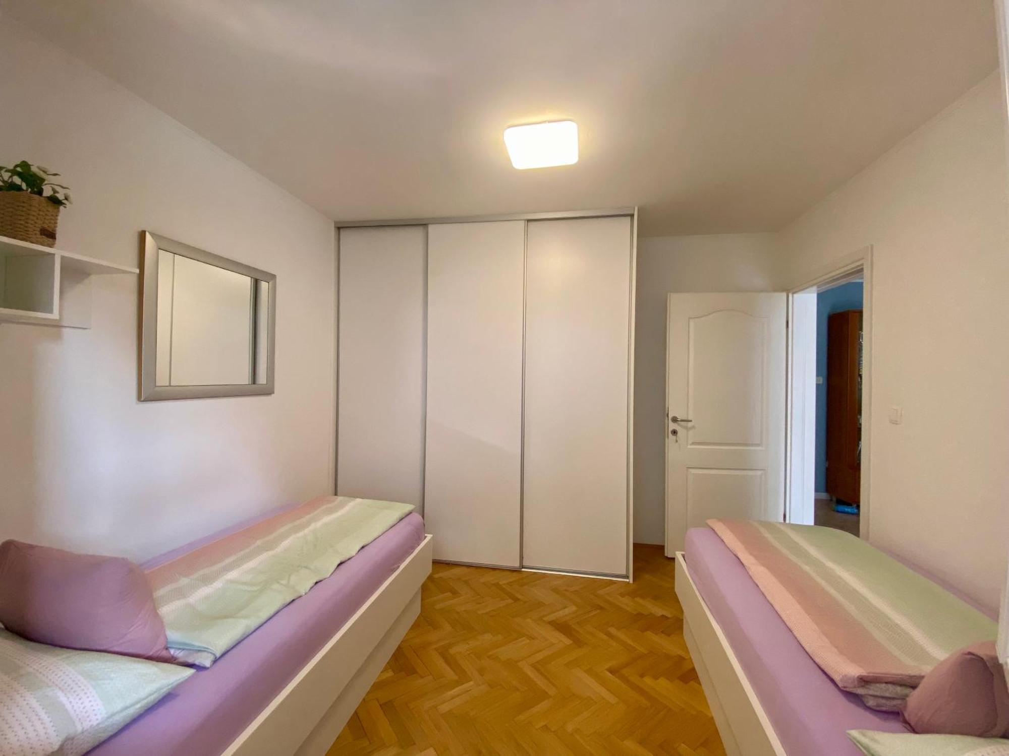 Apartment Simon - Old Stone Charm, Central Bol Life 外观 照片