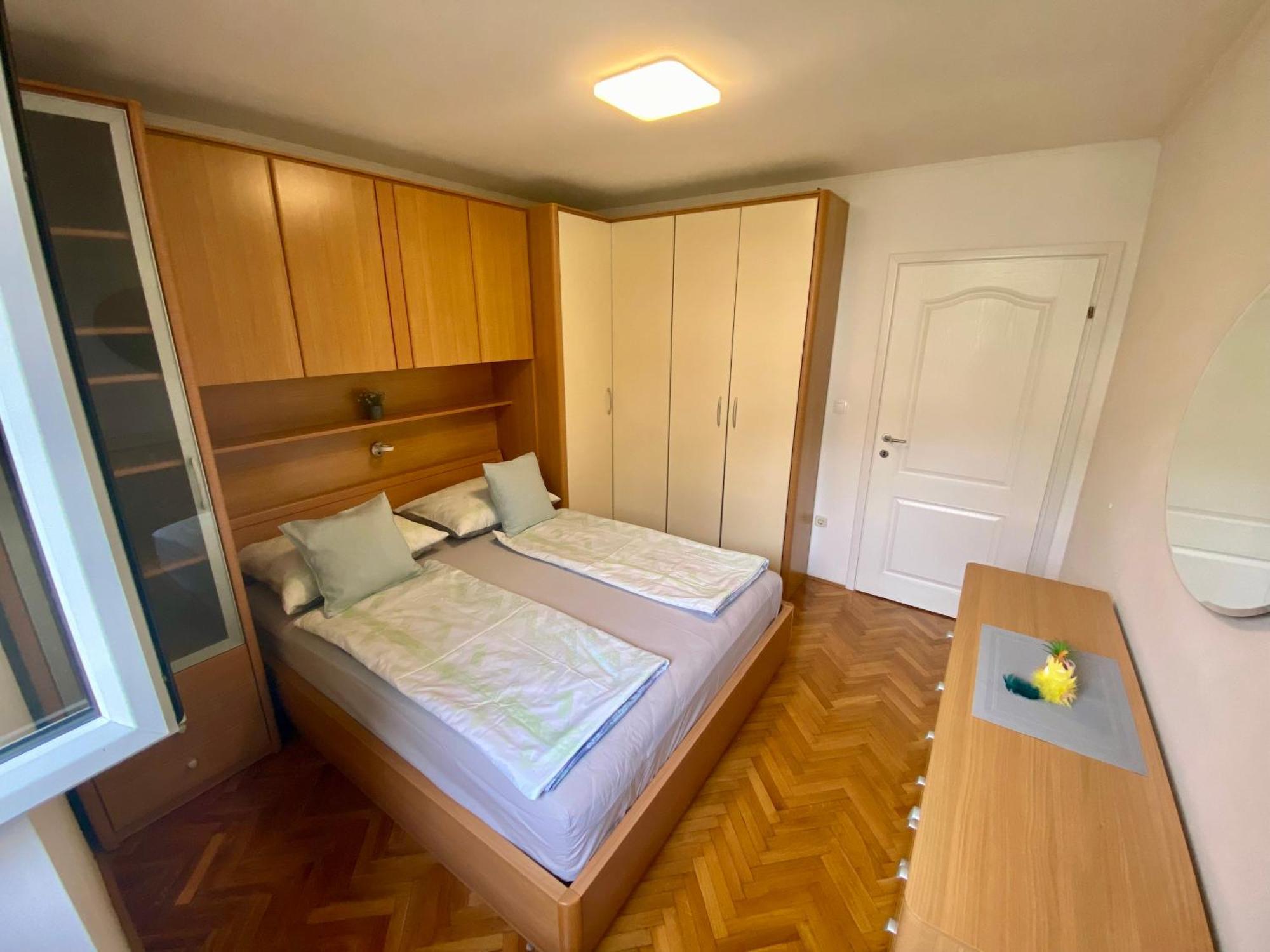 Apartment Simon - Old Stone Charm, Central Bol Life 外观 照片
