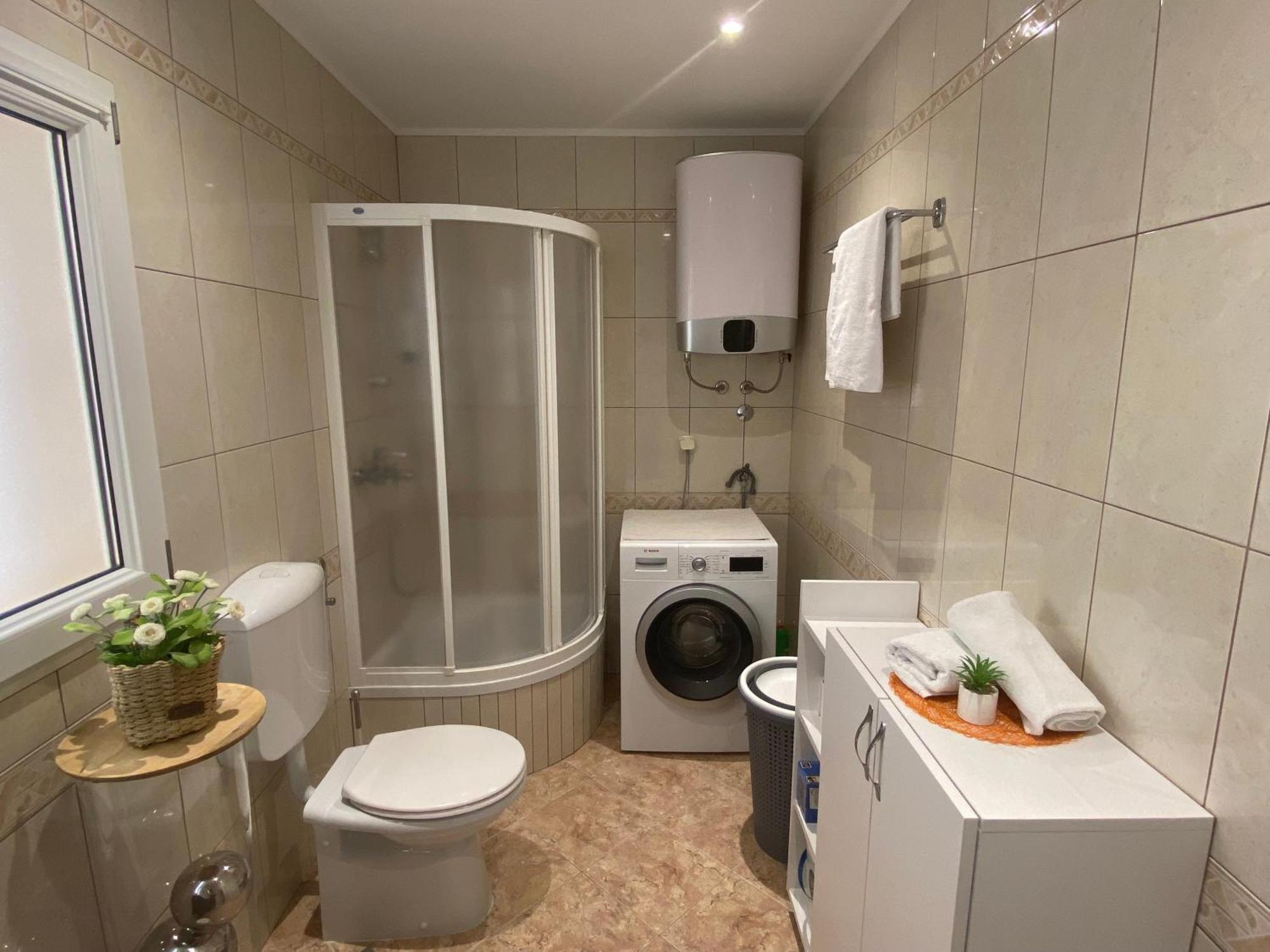 Apartment Simon - Old Stone Charm, Central Bol Life 外观 照片
